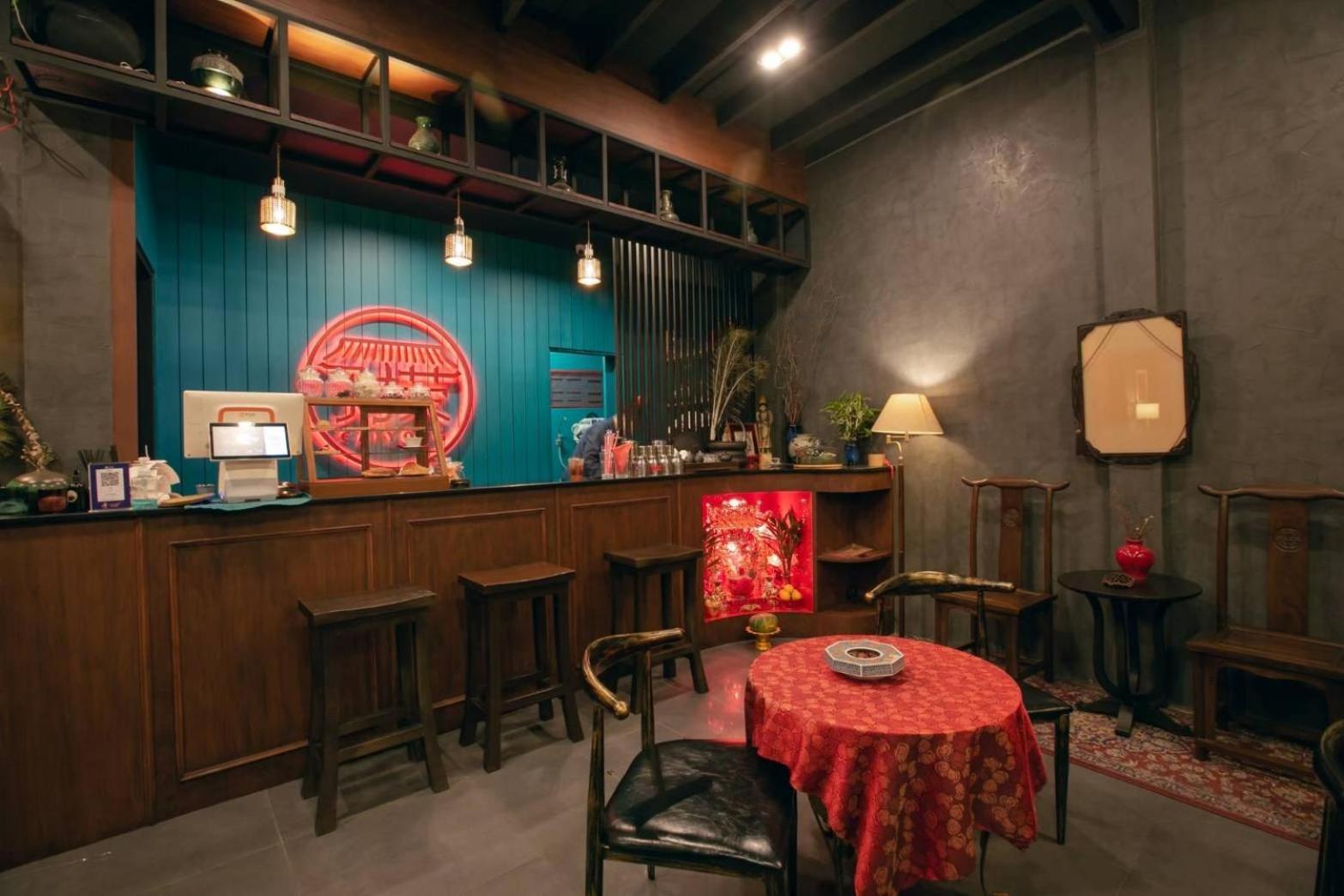 Caiyong Hometel & Cafe'S Studio 방콕 외부 사진